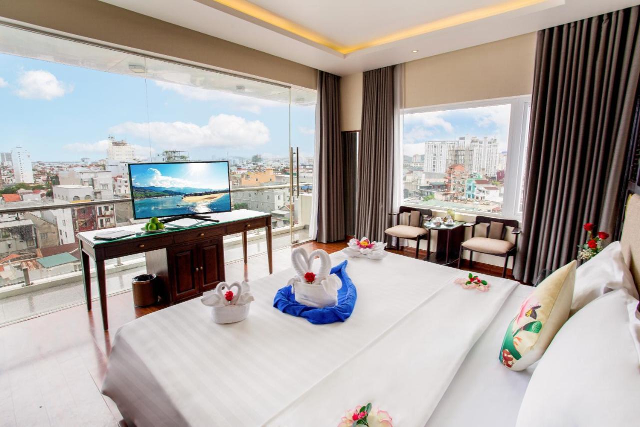 Suite with Balcony