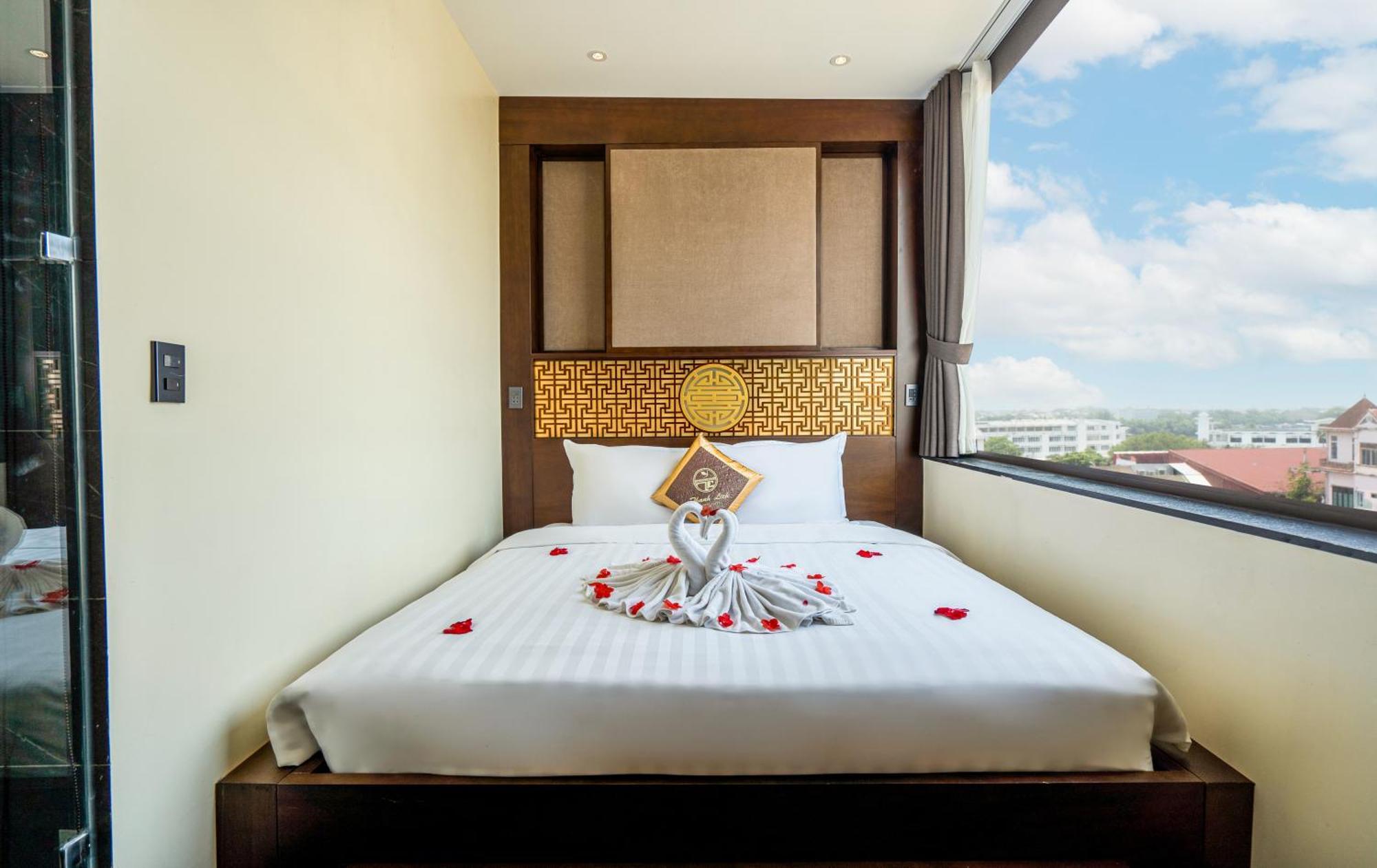 Romantic Double Room